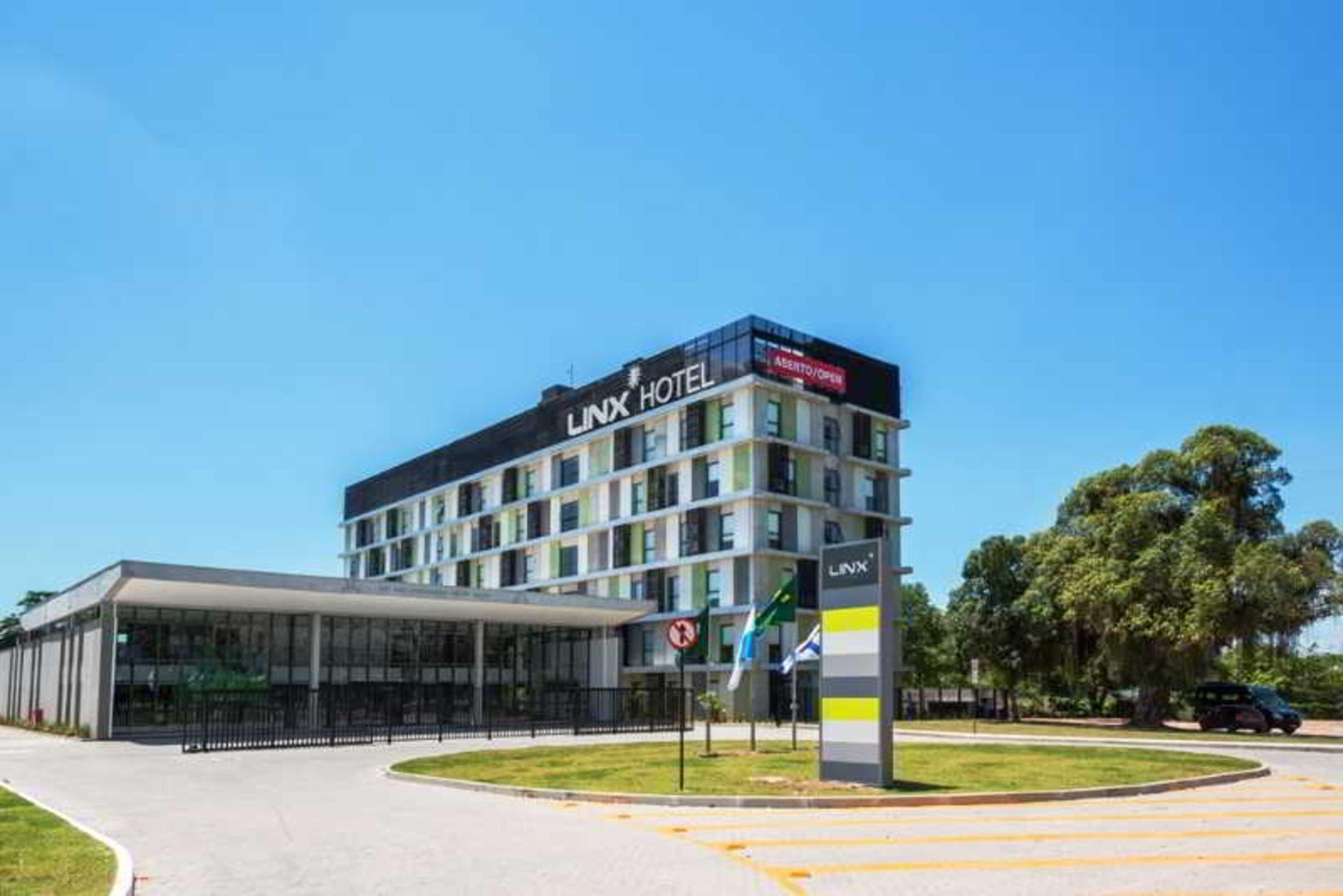 Linx Galeao Hotel 3*