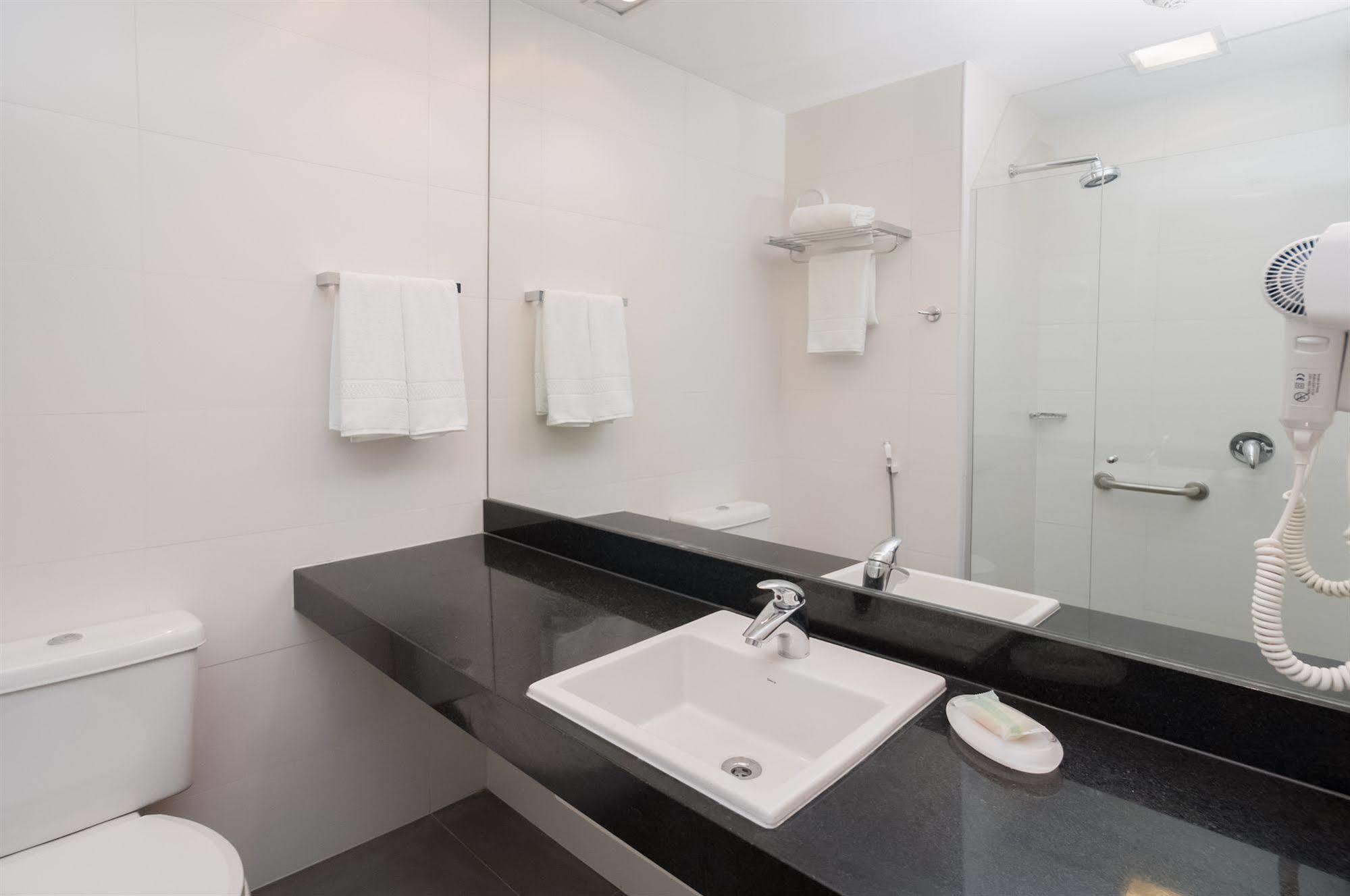 Linx Galeao Hotel